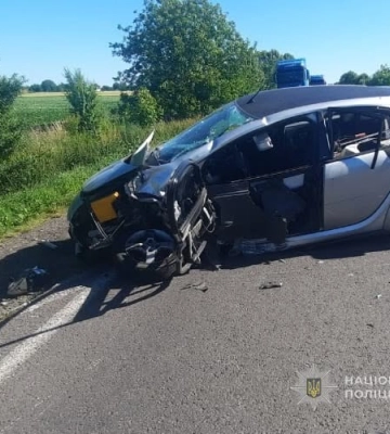 Поліція розшукує свідків масштабної ДТП на Волині, в якій постраждало п’ятеро людей