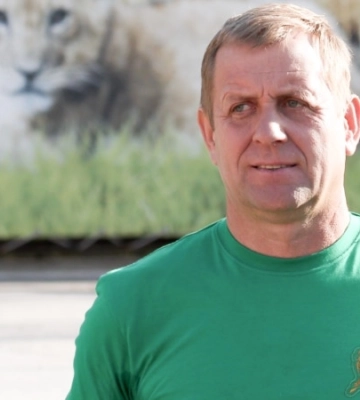 Владельца крымского сафари-парка «Тайган» Олега Зубкова выписали из больницы после нападения льва