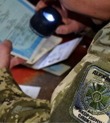 Підприємець з Волині намагався перетнути кордон з фейковими документами