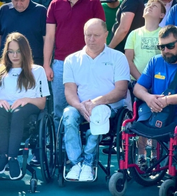 В Одесі на узбережжі відкрили інклюзивний мультиспортивний майданчик