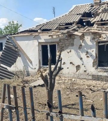 Росіяни обстріляли Дніпровський район Херсона: троє поранених