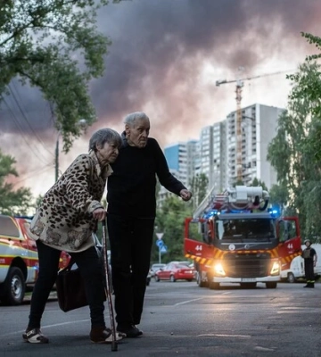 Нічна атака на Київ 4 липня: пошкоджено п&#039;ять «швидких», що їхали до постраждалих