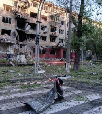 Есть угроза обрушения пятиэтажки, – в ГСЧС прокомментировали последствия атаки на Киев