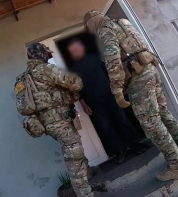 Оккупанты задержали мелитопольцев за денежные переводы в Украину: грозят пожизненным (видео)