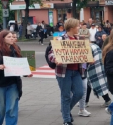 У Луцьку учасники Ходи Безбар&#039;єрності тестуватимуть на доступність вулицю Рівненську