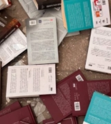 Російський обстріл пошкодив склад видавництва «Наш Формат» у Києві