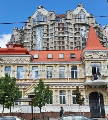 Окупанти пошкодили консульський відділ посольства Польщі