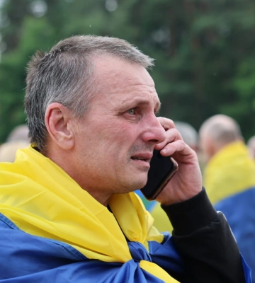 Україна повернула з полону нову групу Захисників: серед них поранені, молоді воїни та Оборонці Маріуполя