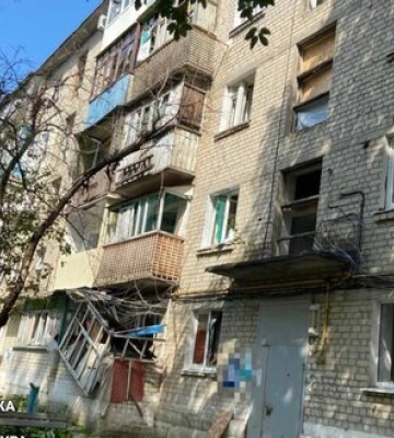 Росіяни вдарили по центру Куп’янська: загинула жінка, ще трьох людей поранено. ФОТОрепортаж (оновлено)