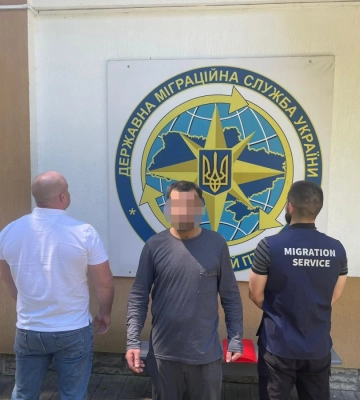 У Рівному затримали громадянина Азербайджану, який незаконно перебував в Україні