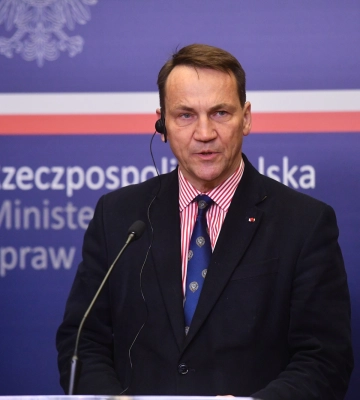 У Києві внаслідок удару РФ пошкоджено будівлю польського консульства – МЗС Польщі