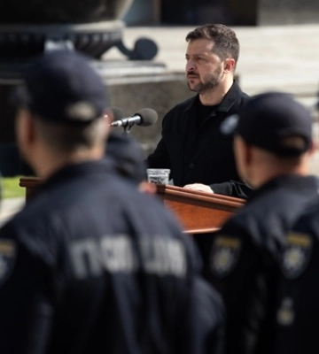 Зеленський вручив держнагороди поліцейським