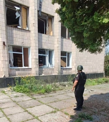 Росіяни атакували FPV-дроном авто з поштою на Чернігівщині