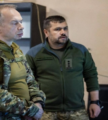 Росіяни намагаються тиснути кількістю на Харківщині. Близько десятка боїв точаться щодня, - Сирський. ФОТО