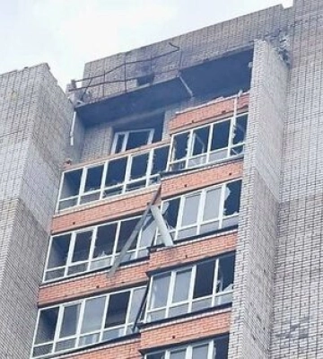 Росіяни атакували Нікопольщину FPV-дронами та артилерією: поранено жінку, пошкоджено приватні будинки і багатоповерхівки.&amp;hellip;