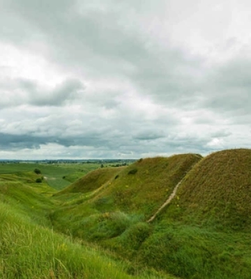 Українська Ісландія: де неподалік Луцька заховалися магічні пагорби 