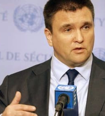 Экс-глава МИД Украины рассказал о хитрой тактике Си по войне в Украине