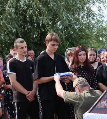 Загинув 8 місяців тому: на Волині попрощалися з воїном Анатолієм Янчуком 