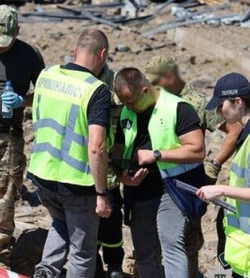 Вибухи на Житомирщині: повідомлено про підозру 5 особам, які налагодили незаконне виготовлення вибухових речовин. ФОТОрепортаж