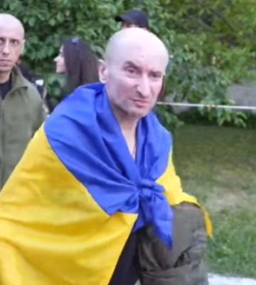 «Ніхто не знав»:  на Волині громада не зустріла свого захисника з полону (відео)