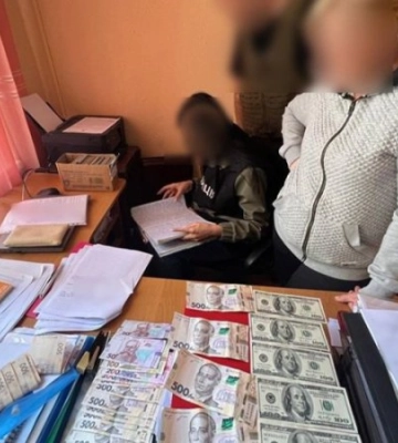 Фіктивне працевлаштування у школах: на Чернігівщині викрито схему ухилення від мобілізації, - ДПСУ. ФОТОрепортаж