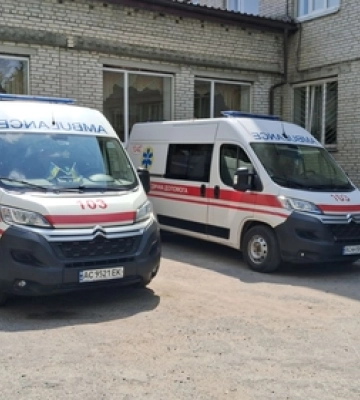 Завдяки реанімації медиків на Волині врятували дитину, яка втопилася у ставку