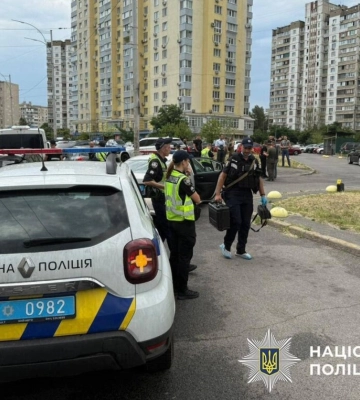 В Киеве неизвестный застрелил мужчину в собственном авто