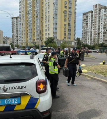 В Киеве застрелили мужчину в салоне автомобиля