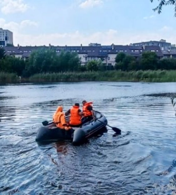 У Львові в озері потонув 17-річний підліток