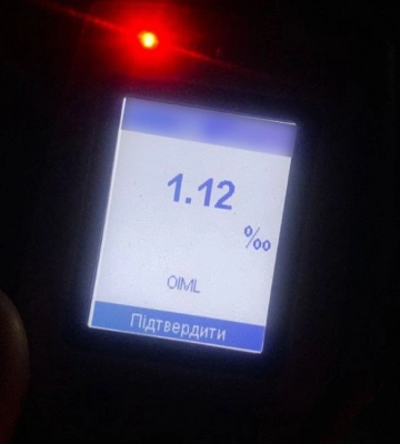 У Сумах вночі патрульні зупинили водія напідпитку