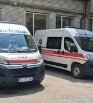 Медики «швидкої» з Рожища врятували дворічного хлопчика, який втопився у ставку Медики «швидкої» з Рожища врятували дворічного хлопчика, який втопився у ставку