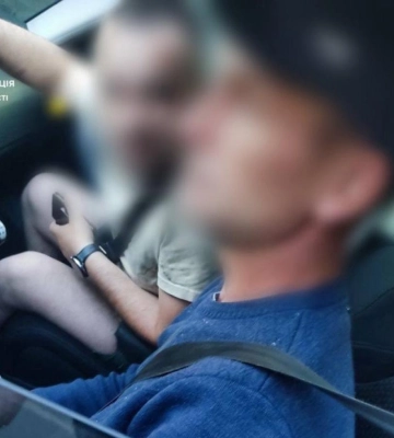 У Рівному затримали нетверезого водія з фальшивими номерними знаками