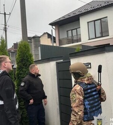 Виманили у забудовника понад $2 млн за землю для житла військових: на Тернопільщині викрито аферистів, - Нацполіція. ФОТОрепортаж
