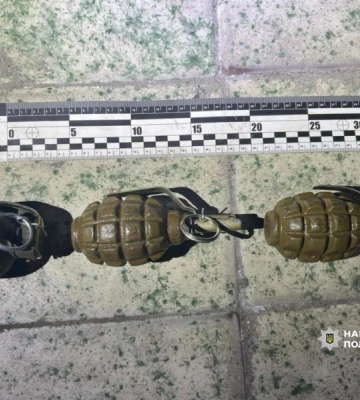 На Волині поліція вилучила у чоловіка кілька бойових гранат
