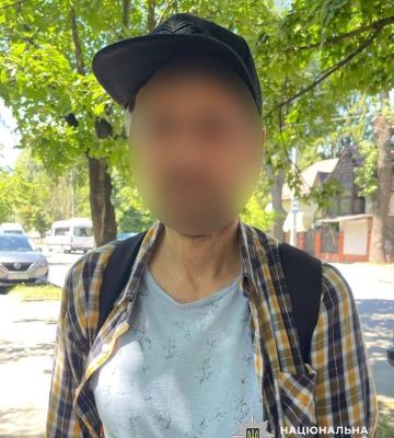 На Хмельниччині судитимуть спритника, який розтринькав гроші з чужої банківської картки