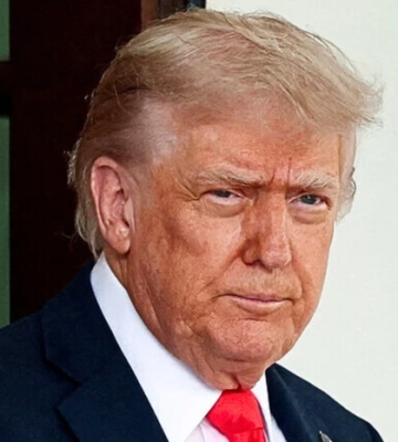 Трамп готовий дати Україні зброю: що змінило його позицію?