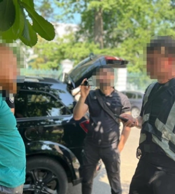 Родственник чиновника ТЦК выманил 1,3 млн у семьи погибшего бойца ВСУ
