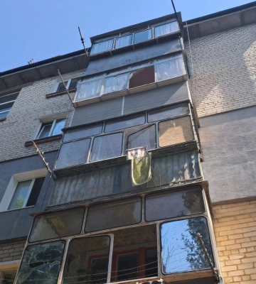 Ворог нищить будинки і хлібні поля: під атаку потрапили два райони Дніпропетровщини
