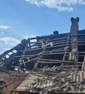 Пошкоджено інфраструктуру та будинки, виникли пожежі: які наслідки атак прифронтових громад Дніпропетровщини 8 липня