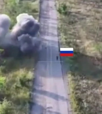 Хотел сдаться в плен: россияне открыли огонь по своему военному на Запорожском направлении (видео)