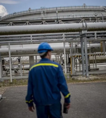 В Угорщині пропонують замінити російську нафту постачанням через Одесу