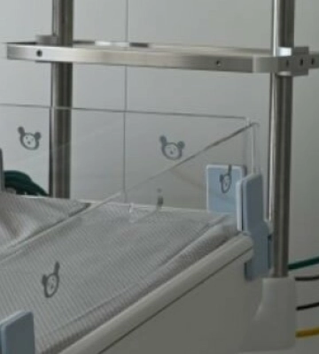 У Полтавській дитячій лікарні відкрили відремонтоване відділення і операційну