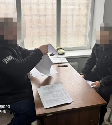 Суд наказал военного, который угнал БТР и поехал на нем домой