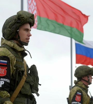 РФ нанесла самый массированный за время войны удар по Луцку: что известно о последствиях