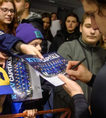 Хокейний клуб «Київ Кепіталз» зберіг в обоймі свого найкращого бомбардира