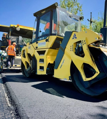 На Дніпропетровщині ремонтують критично важливі автошляхи