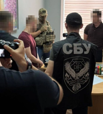СБУ спільно з ОГП, ДБР, Нацполіцією та БЕБ викрила злочинні схеми на митниці у 4 областях України