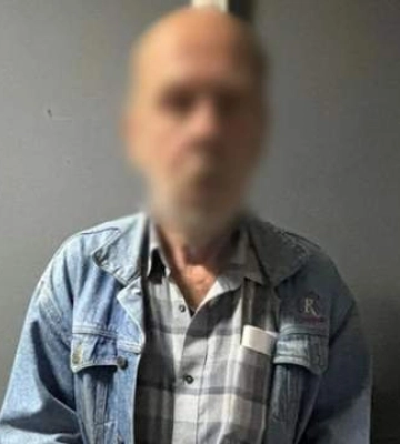 В Киеве мужчина обнажился перед детьми в "Гидропарке": ему вручили подозрение