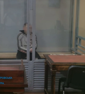 Заманив сусідську дитину до власного помешкання та зґвалтував: на Дніпропетровщині засудили 67-річного зловмисника