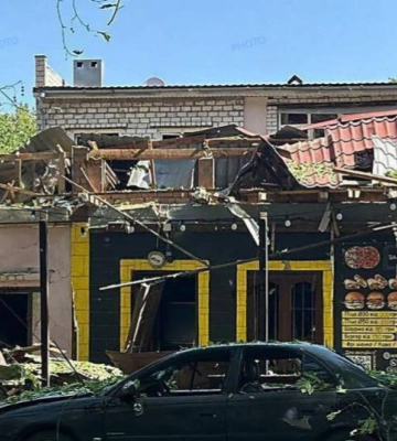 У Кременчуці ворожі БПЛА влучили в ТЦК та житловий будинок